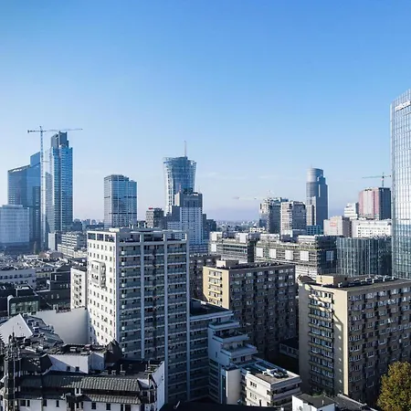 Апартаменты Seasons By Alluxe Boutique Варшава