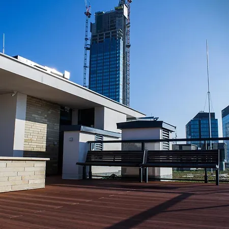 Seasons By Alluxe Boutique Apartamento Varsóvia